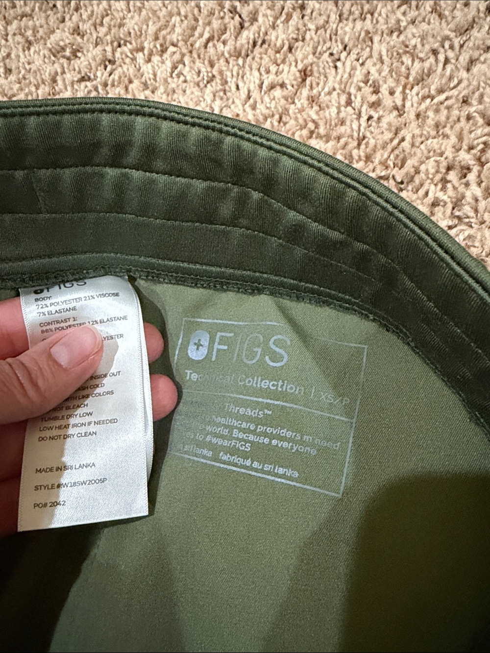 Figs Set- OLIVE GREEN- XS Catarina Top/XS-PETITE Zamora Bottoms - Picture 7 of 9